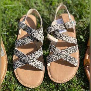 TOMS Leopard Sandals 6.5